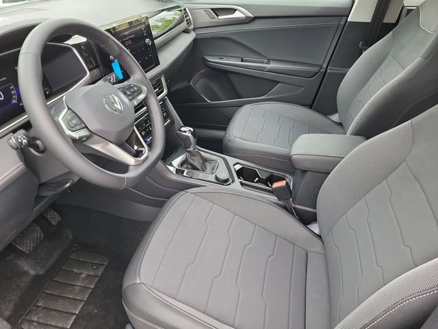 New 2026 Green Volkswagen 1.5T SE Black image 11