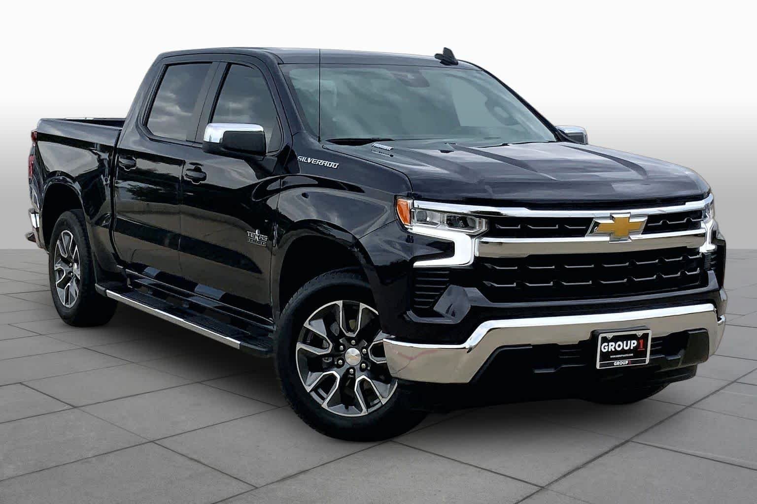 Used 2024 Dark Ash Metallic Chevrolet LT image 3