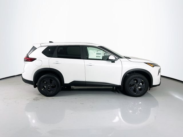 New 2026 Everest White Pearl TriCoat Nissan SV image 8