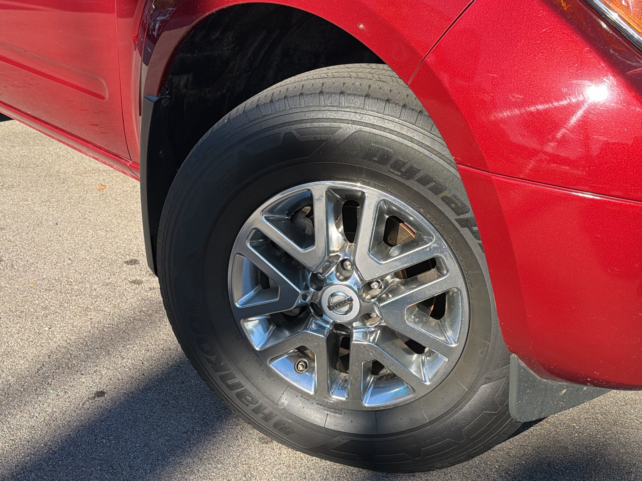 Used 2019 Cayenne Red Metallic Nissan SV image 2