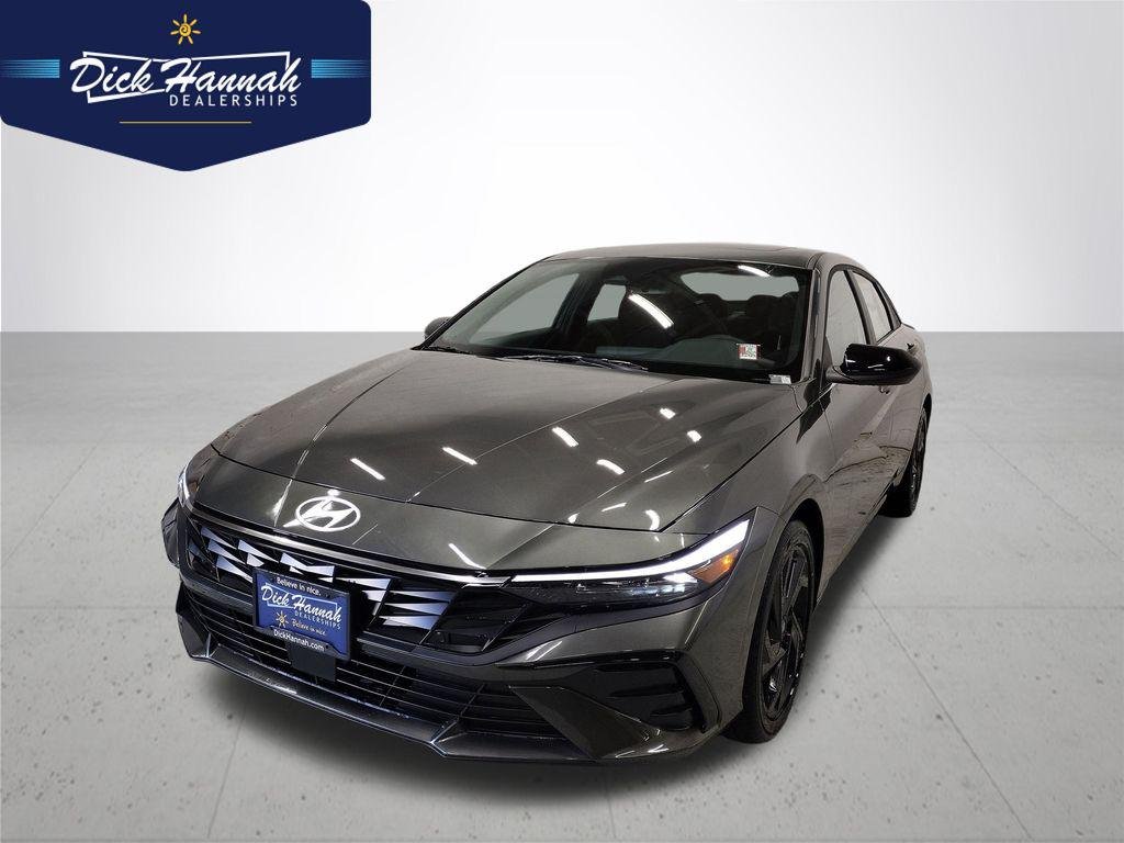 2026 Hyundai Elantra 2.0 SEL Sport Premium's photo