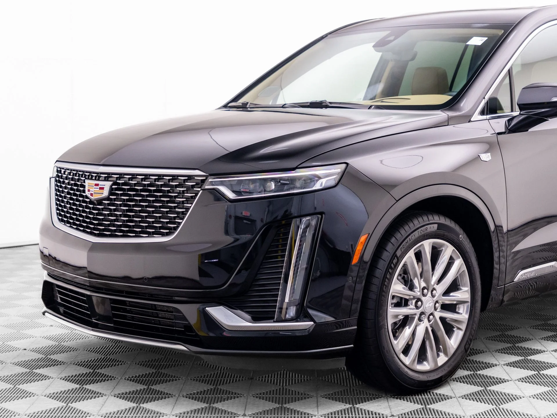 Used 2025 Black Cadillac Premium Luxury image 37