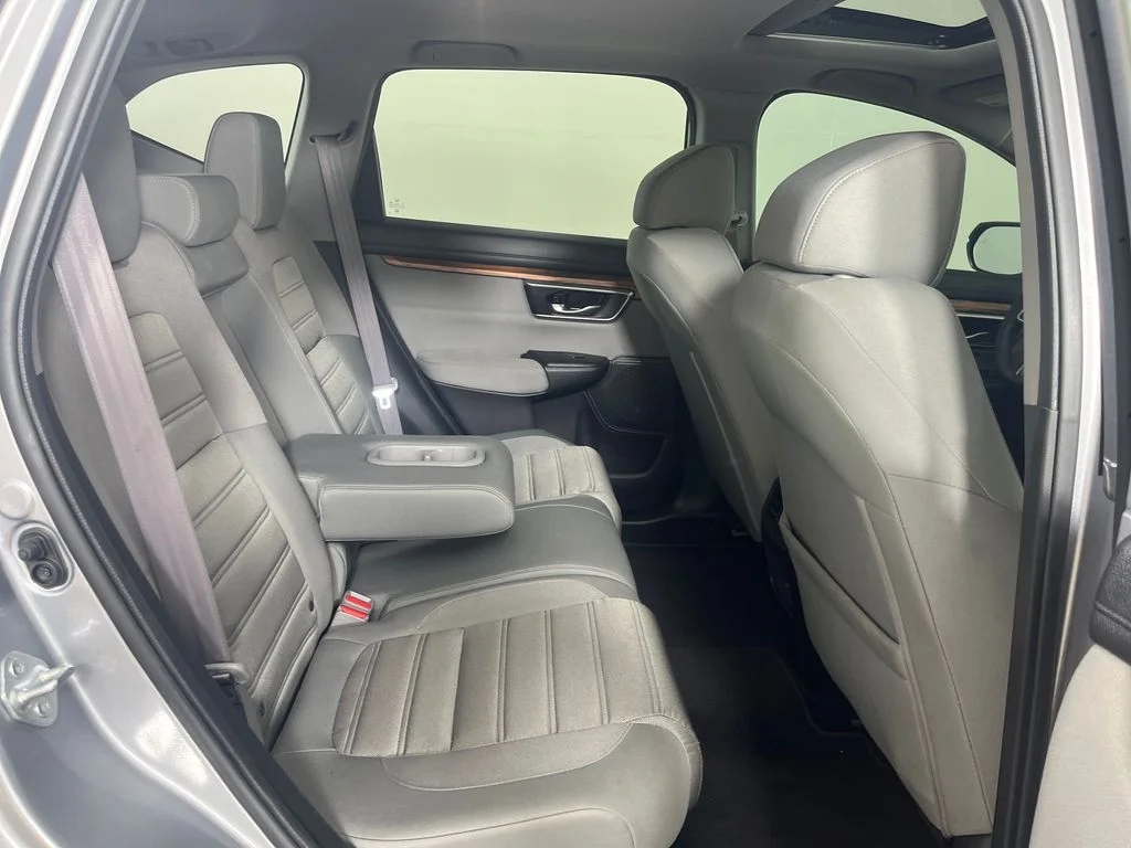 Used 2021  Honda EX image 7