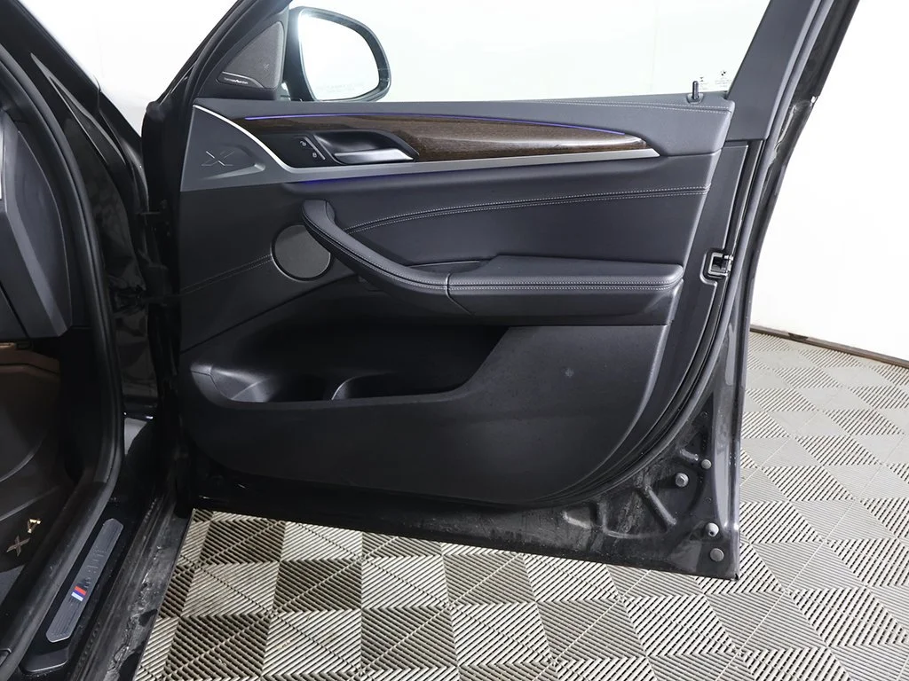 Used 2021 Black BMW M40i image 29