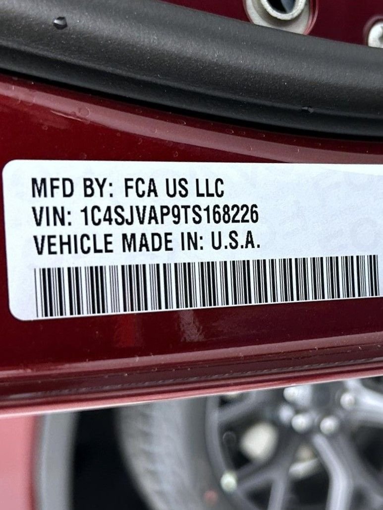 New 2026 Velvet Red Pearl-Coat Exterior Paint Jeep Upland image 27
