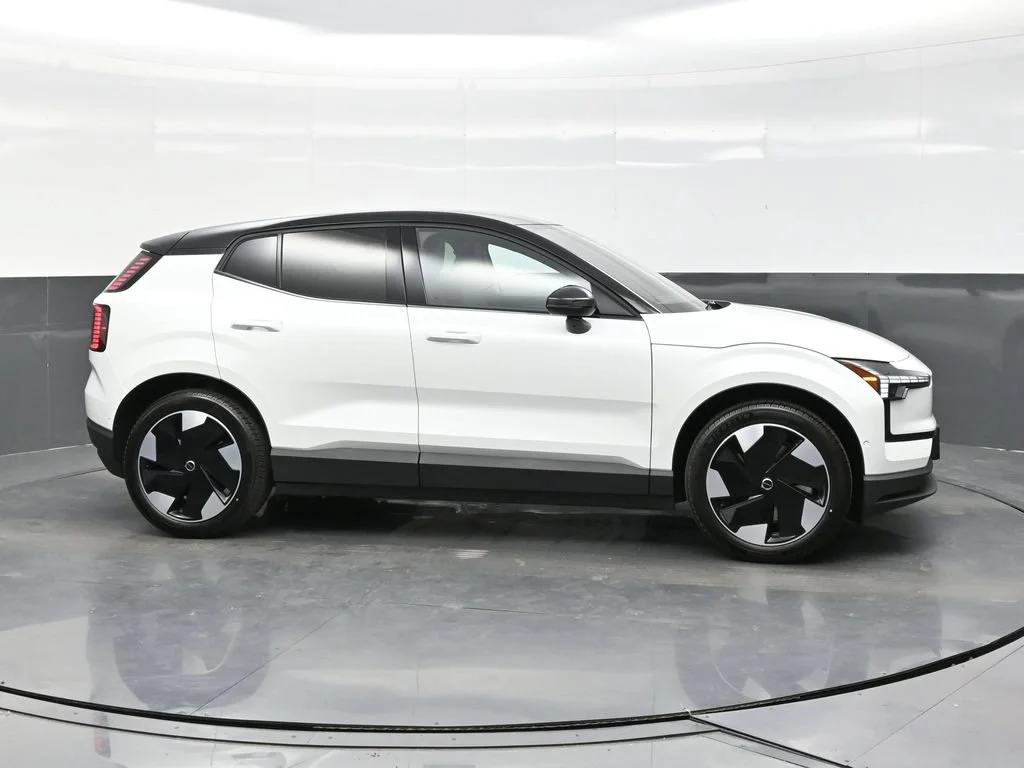 New 2026 Crystal White Volvo Twin Motor Performance Ultra image 8