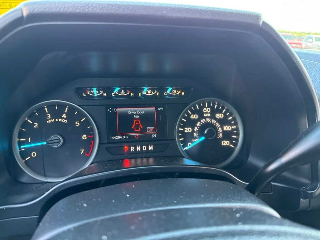 Used 2018 Race Red Ford XLT image 19