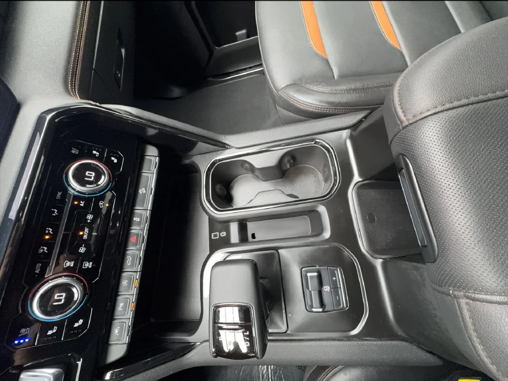 Used 2025 White GMC AT4 image 55