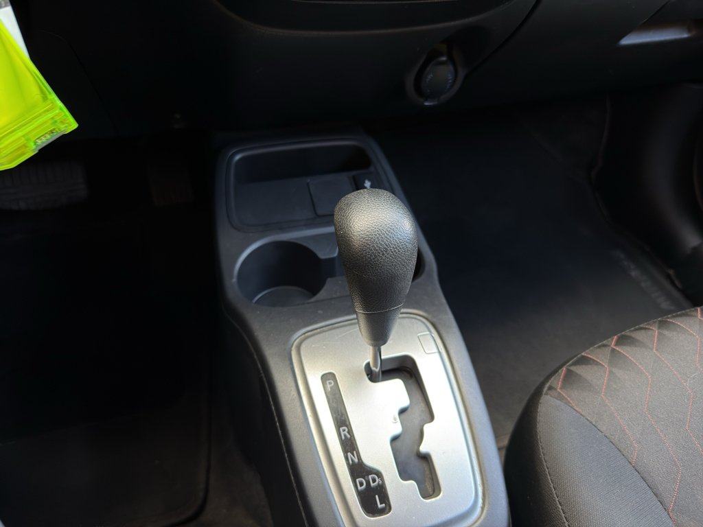Used 2024 Graphite Gray Metallic Mitsubishi ES image 19