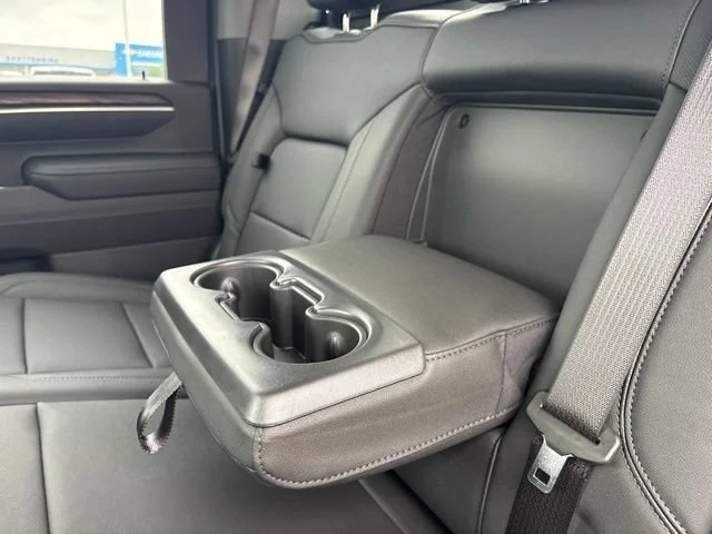 New 2026 Onyx Black GMC SLT image 31