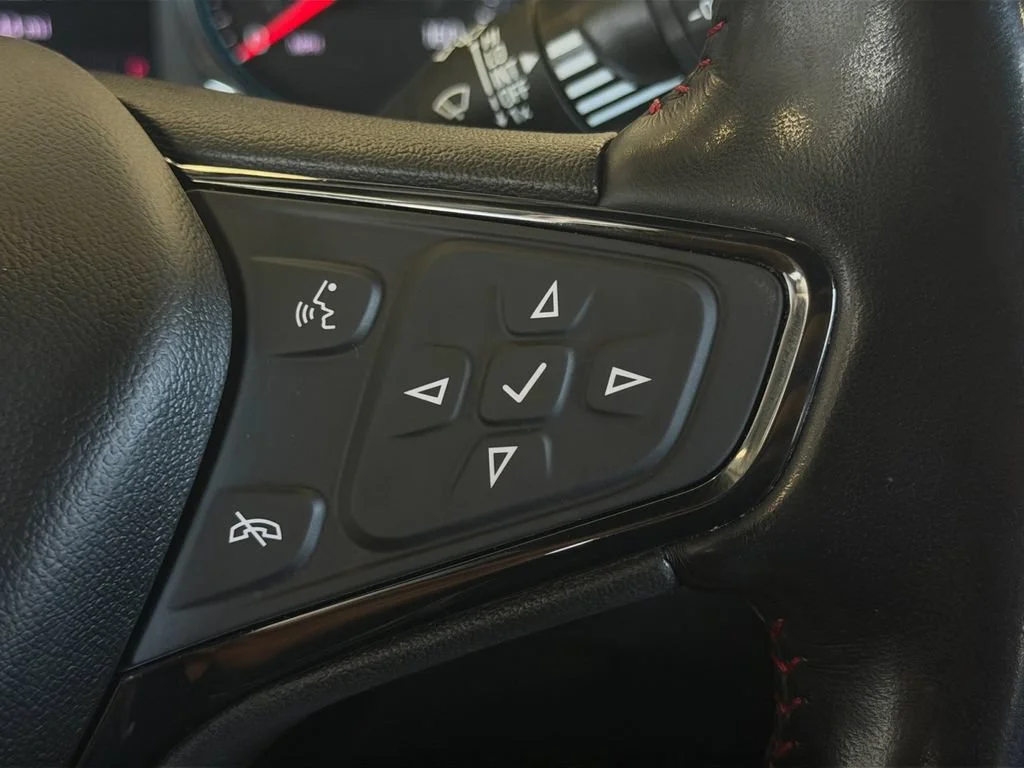 Used 2022 Mosaic Black Metallic Chevrolet RS image 30