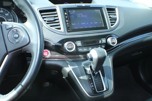 Used 2015 White Honda EX-L image 8