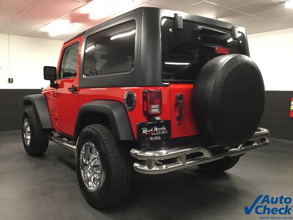Used 2015 Red Jeep Sport image 8