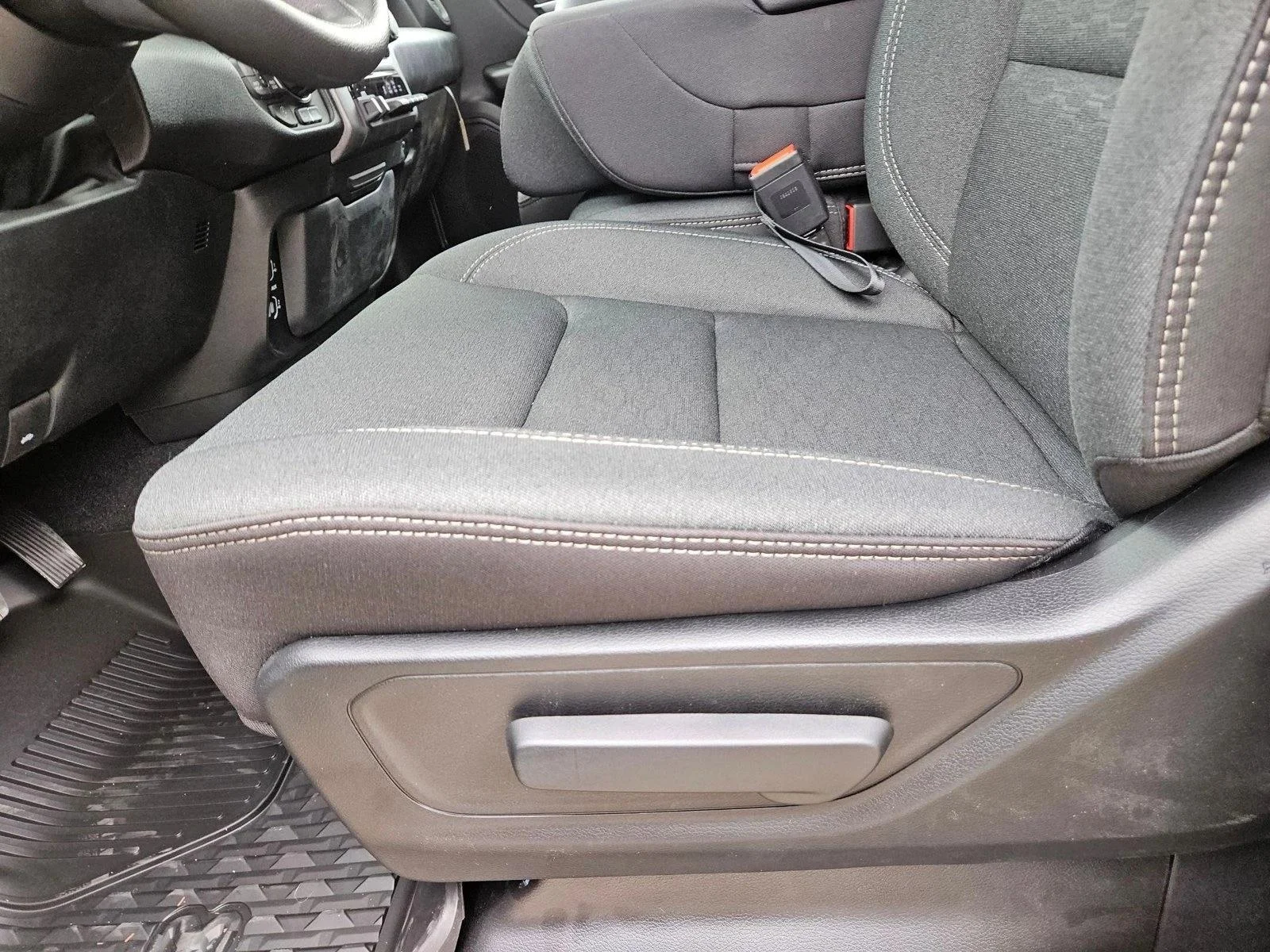 New 2026 Granite Crystal Metallic Clearcoat Ram Warlock image 4