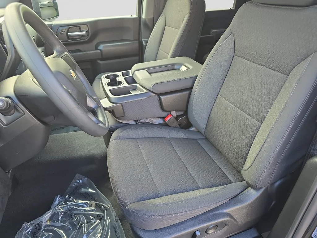 2026 Chevrolet Silverado 2500 HD Custom - Photo 15