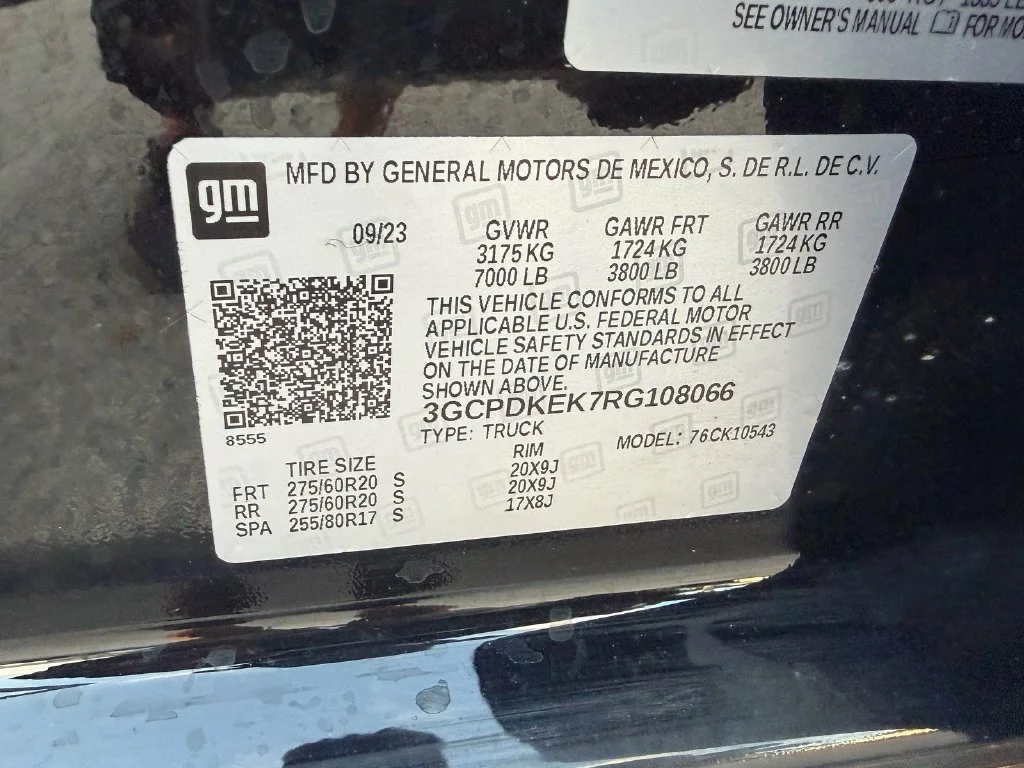 Used 2024 Black Chevrolet LT (2FL) image 21