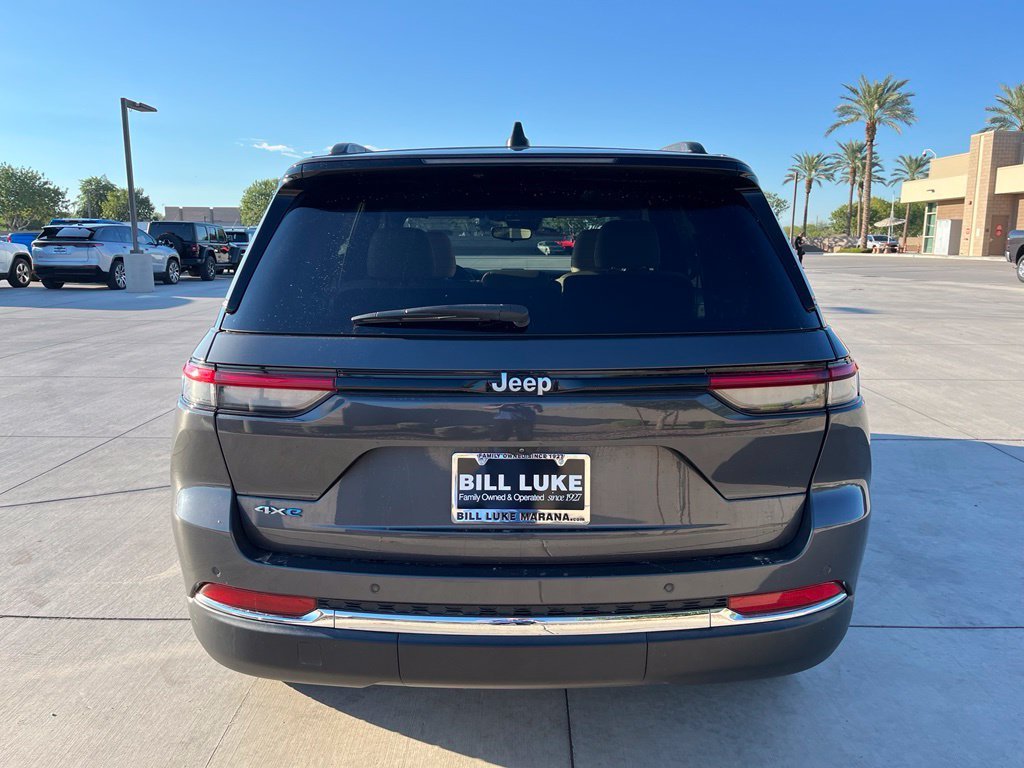 Certified Used 2024 Gray Jeep 4xe image 9