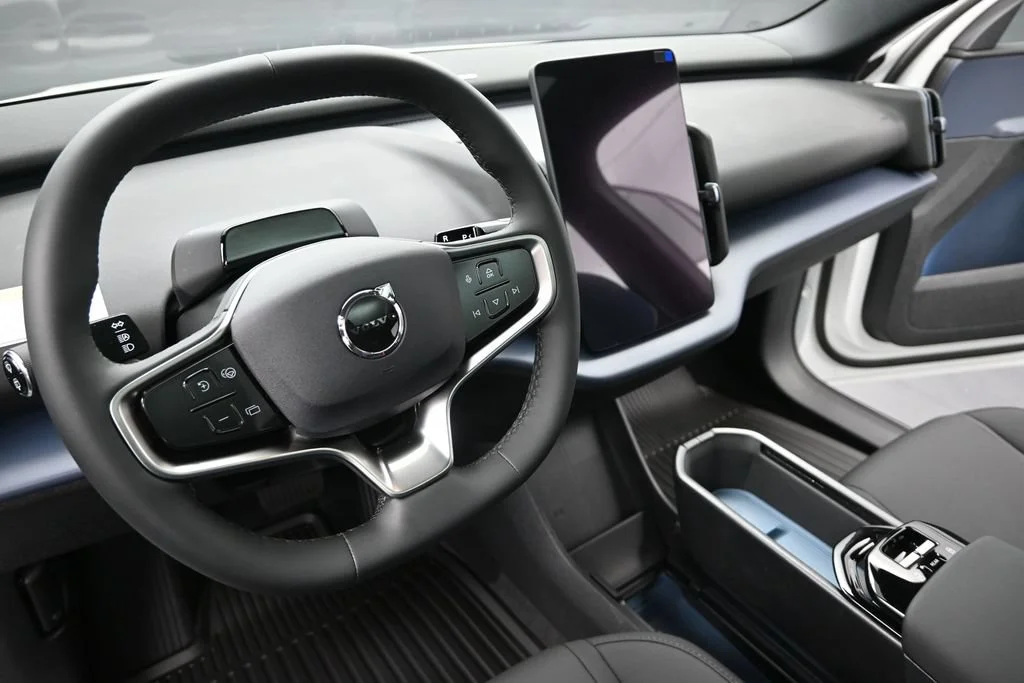 New 2026 White Volvo Twin Motor Performance Ultra image 13