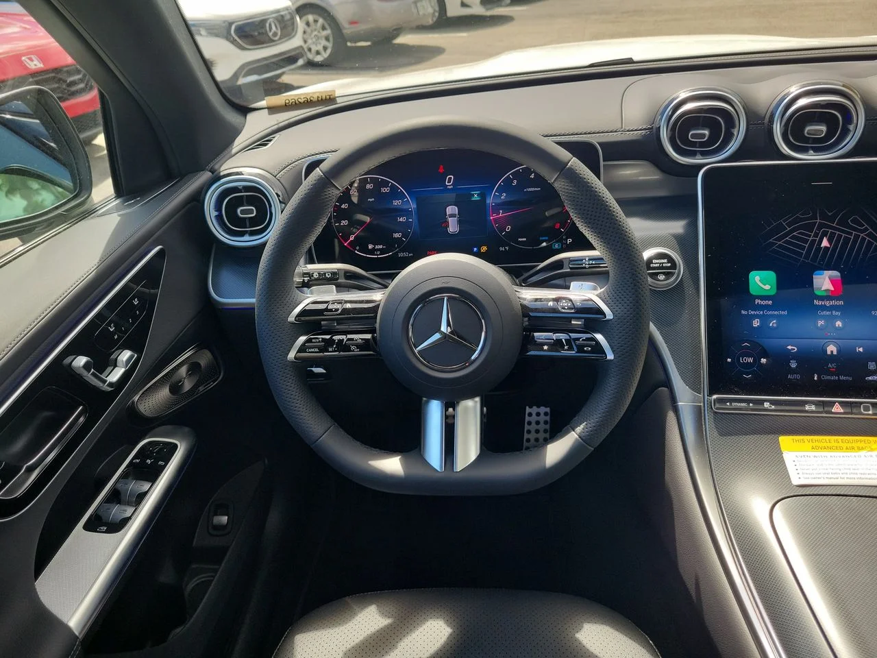 New 2026 Polar White Mercedes-Benz GLC 300 image 14