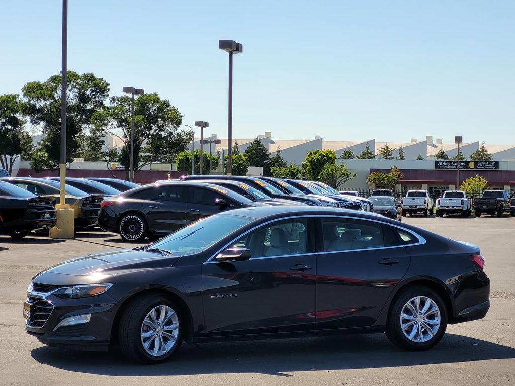 Used 2022 Gray Chevrolet LT image 7
