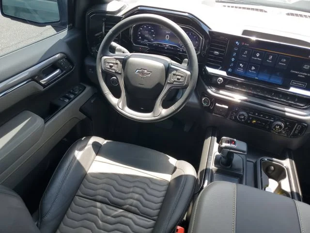 Used 2025 Cypress Gray Chevrolet ZR2 image 25