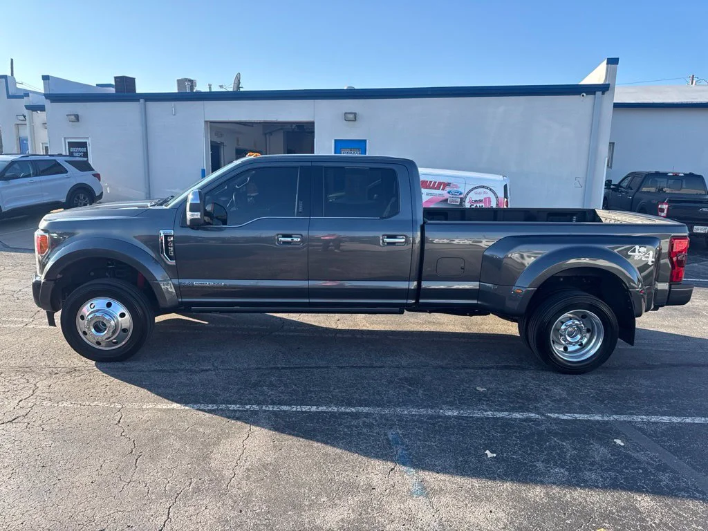 Used 2017 Gray Ford Platinum image 7