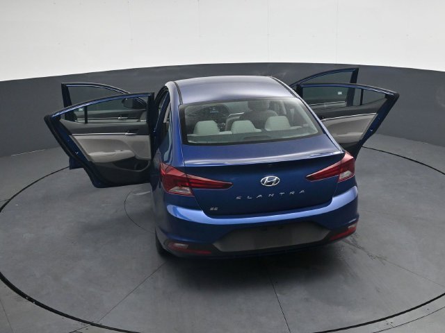 Used 2020 Blue Hyundai SE image 40