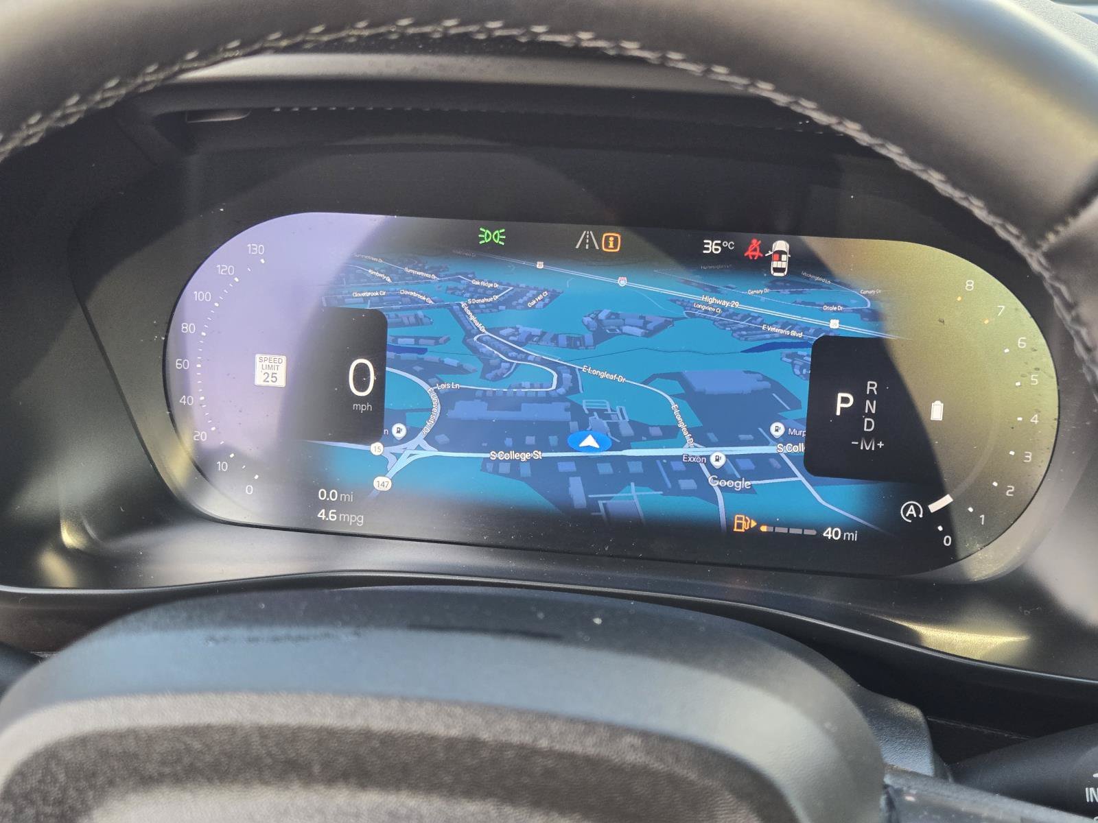 2025 Volvo XC40 Core - Photo 27