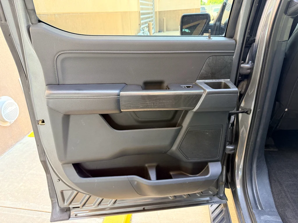 Used 2022 Carbonized Gray Metallic Ford XLT image 26