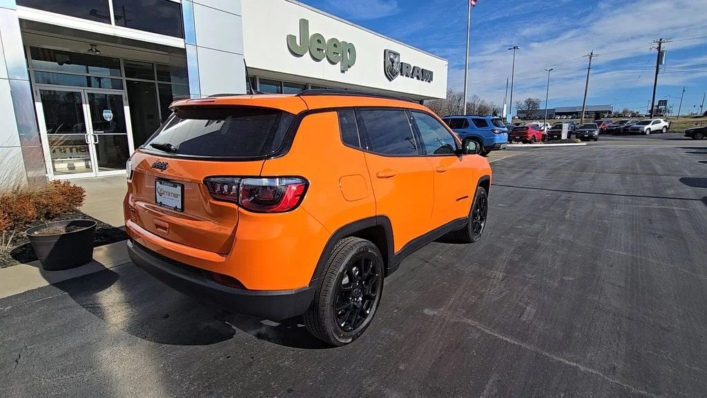 New 2026 Joose Exterior Paint Jeep Latitude image 8