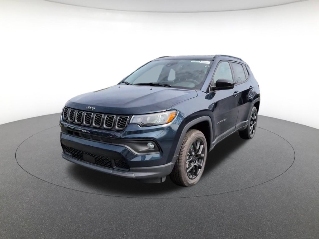 New 2026 Fathom Blue Pearl-Coat Exterior Paint Jeep Latitude image 15
