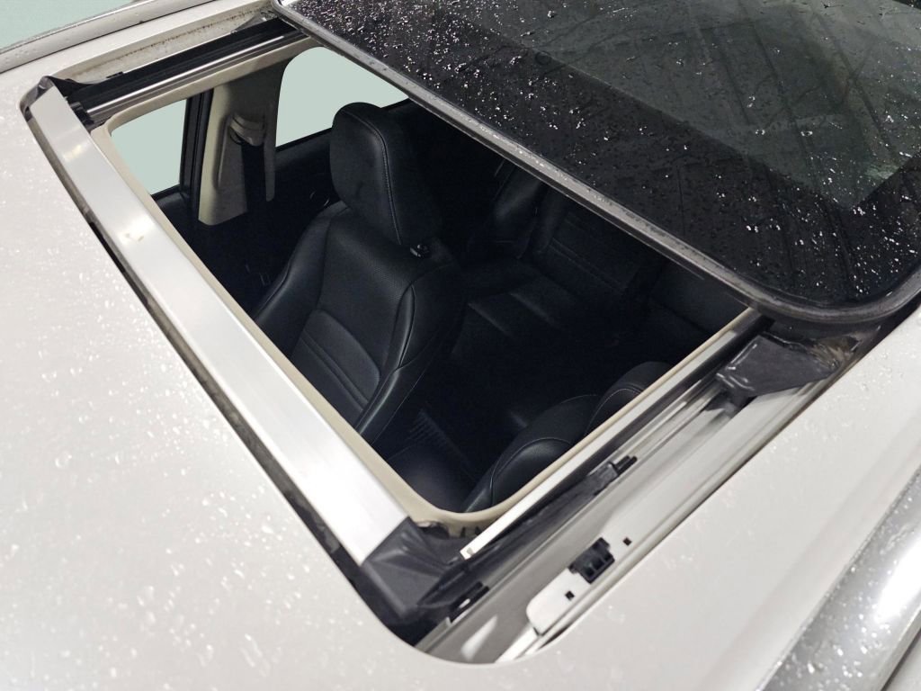 Used 2015 White Pearl Lexus 200t image 8