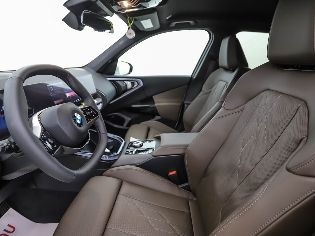 Used 2026 White Metallic BMW 30 xDrive image 12
