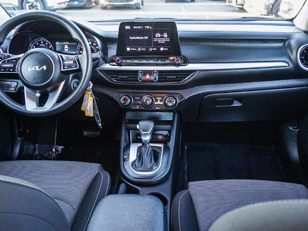 Used 2024 Black Kia LXS image 15