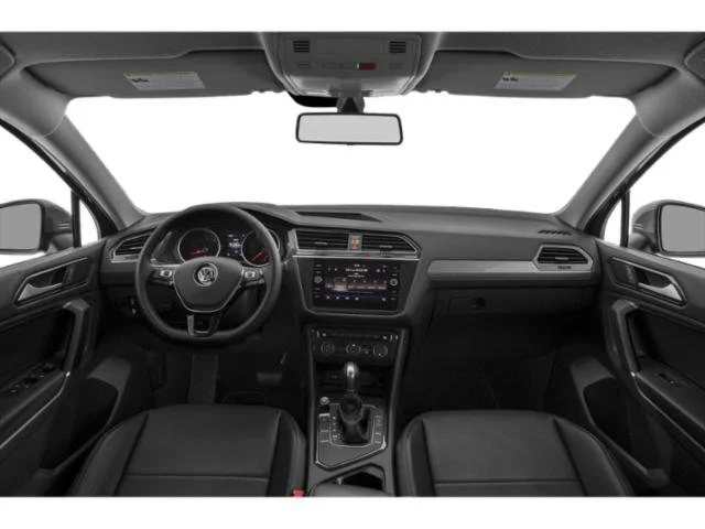 Used 2019 White Silver Metallic Volkswagen SE image 11