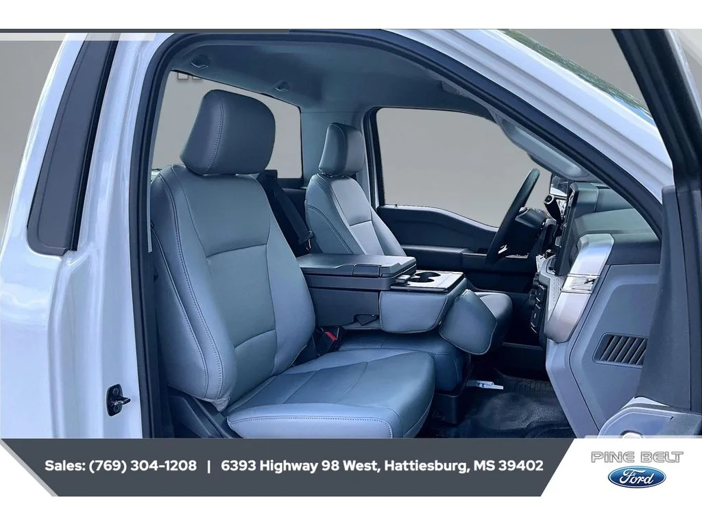 2025 Ford F-250 Super Duty XL - Photo 6