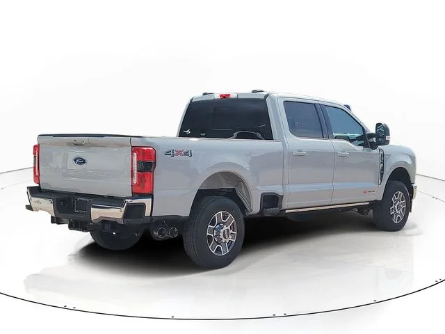 New 2026 Avalanche Ford Lariat image 5