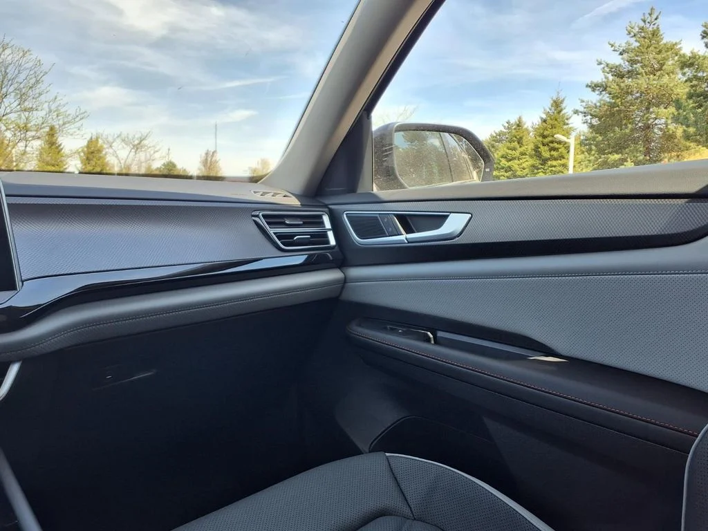 New 2026 Avocado Green Pearl Volkswagen Peak Edition image 20