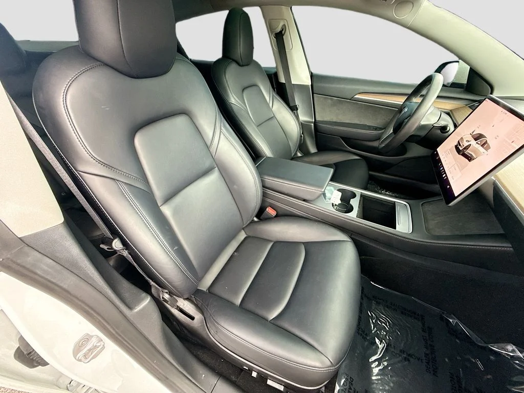 Used 2023 White Tesla Base image 26
