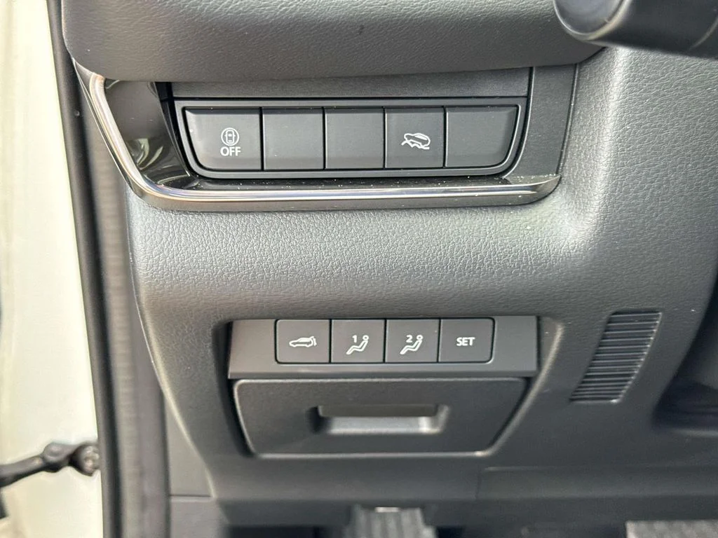 Certified Used 2023 White Mazda 2.5 S Premium Package image 26