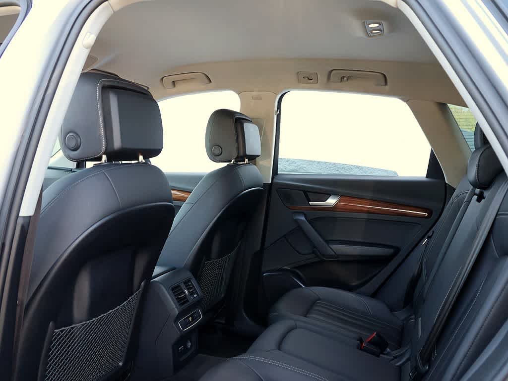 2023 Audi Q5 Premium - Photo 11