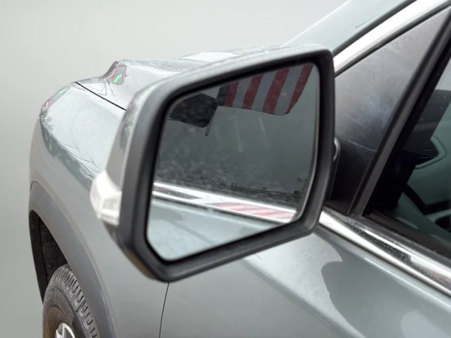 Used 2023 Silver GMC SLE image 40