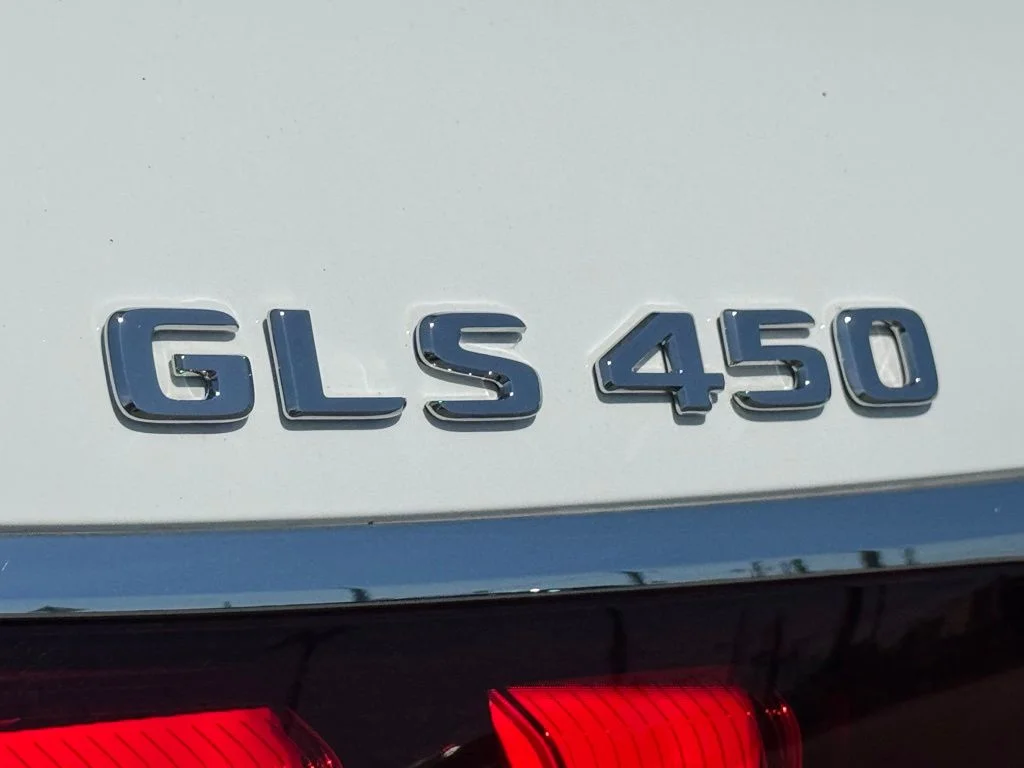 Used 2026  Mercedes-Benz GLS 450 image 12