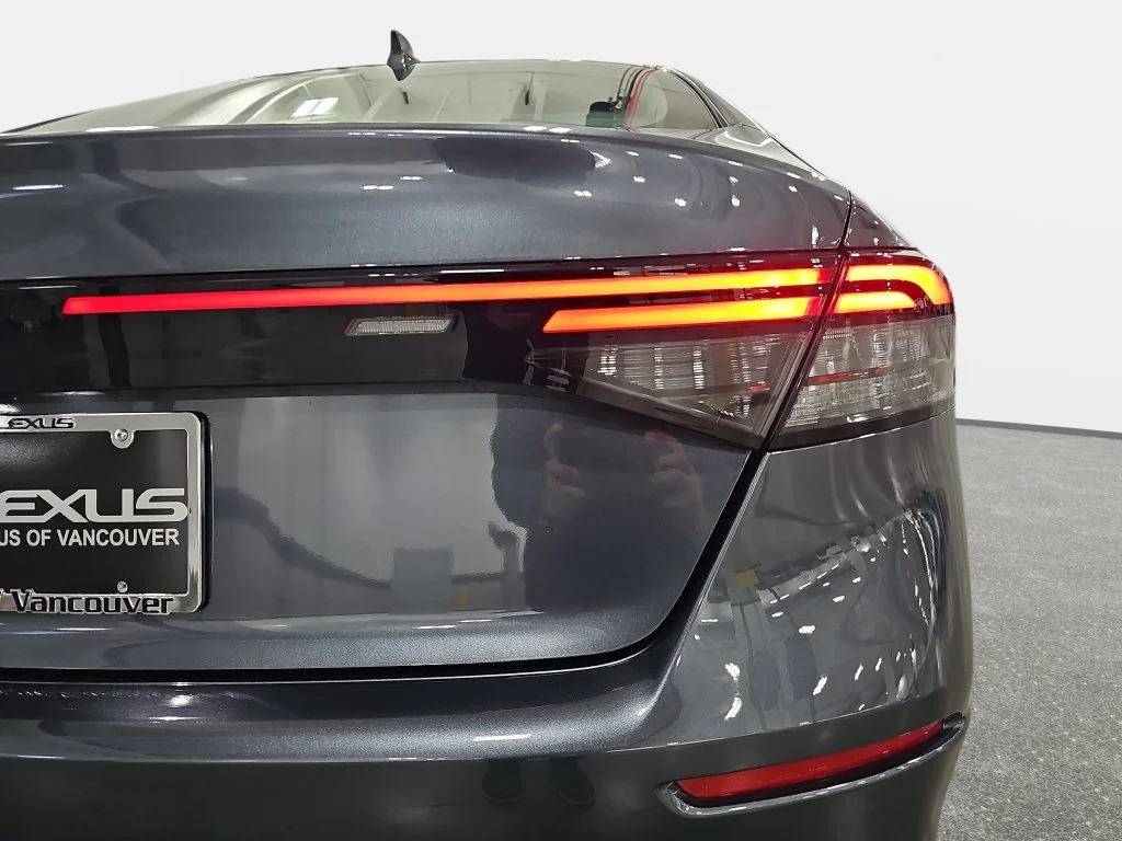 Used 2024  Honda EX image 35