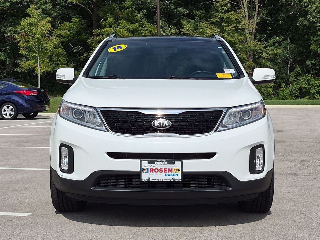 Used 2014 White Kia EX image 2