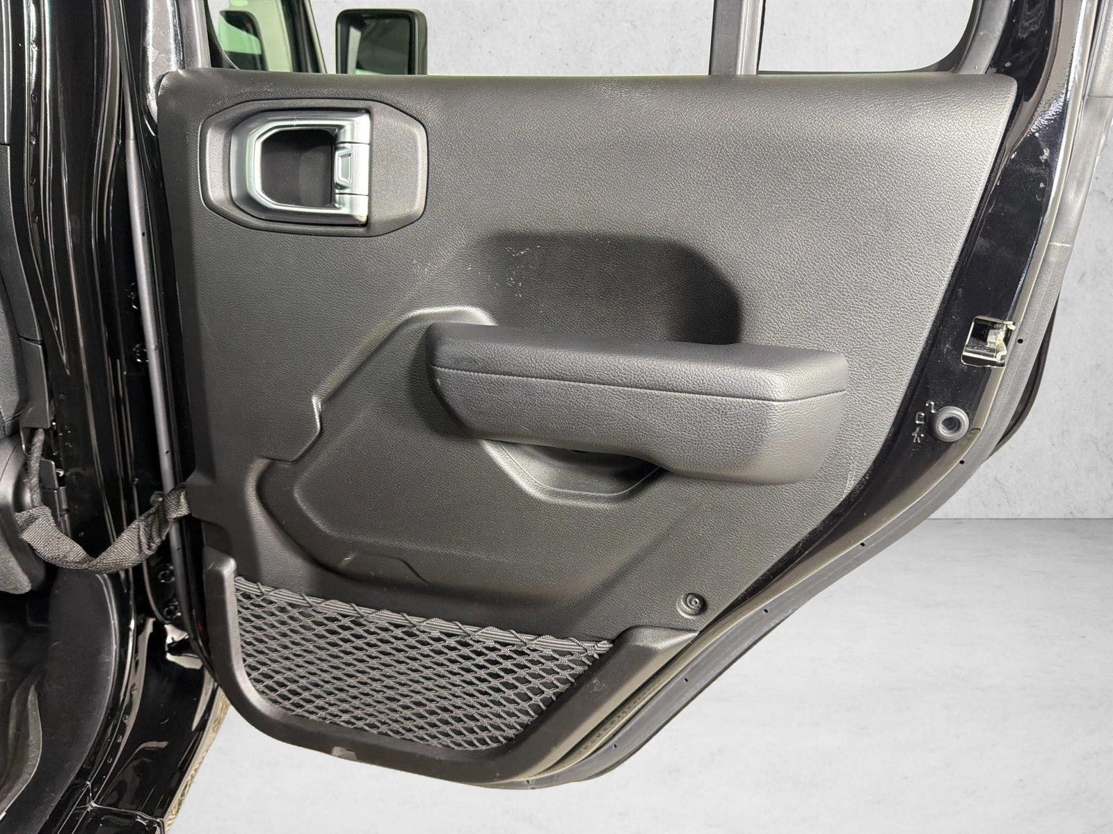 Used 2023 Black Clearcoat Jeep Sport S image 16