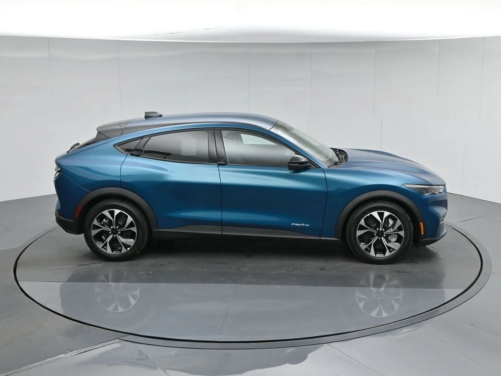 New 2026 Adriatic Blue Metallic Ford Select image 51