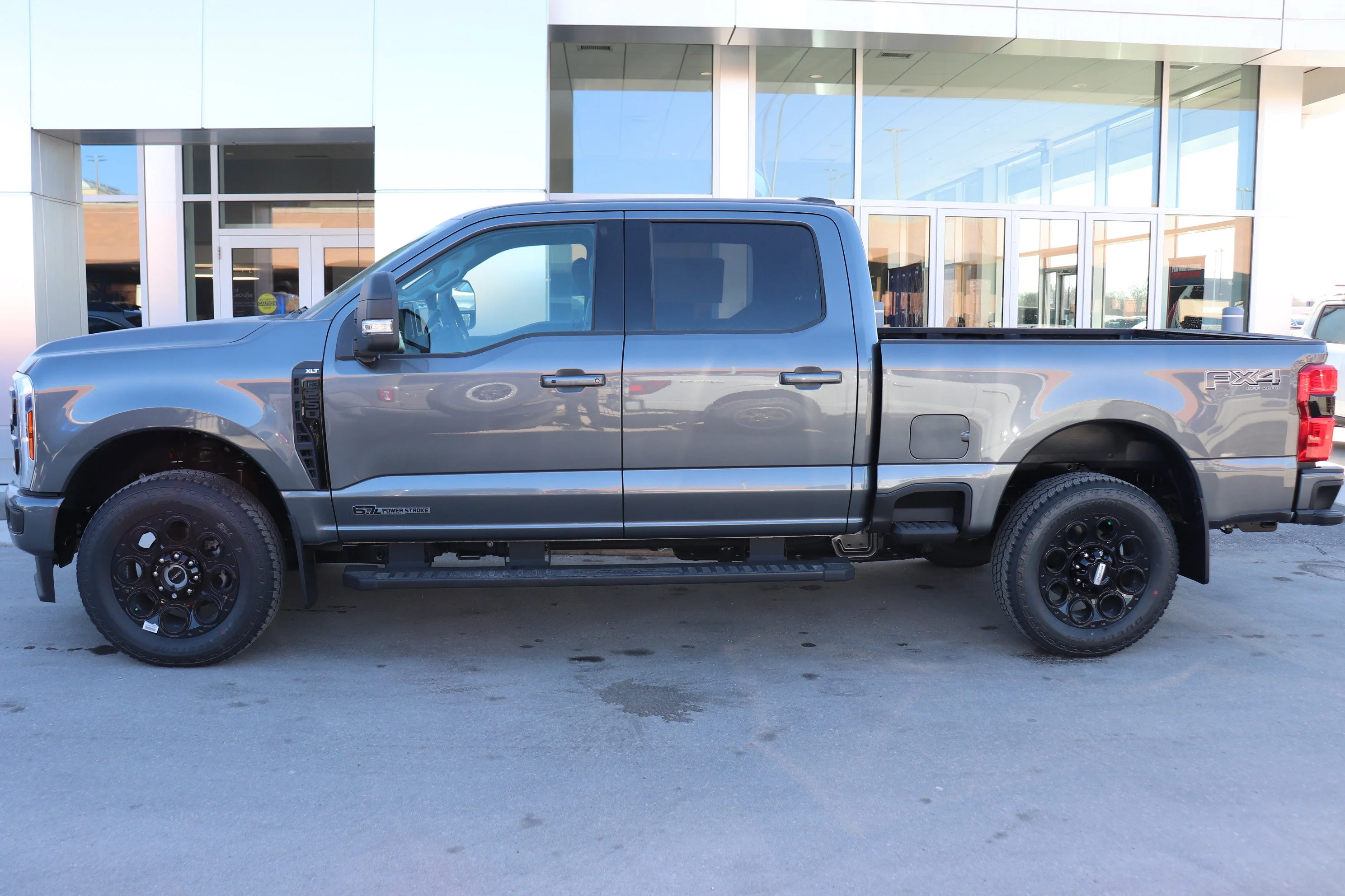 New 2026 Carbonized Grey Metallic Ford XLT image 3