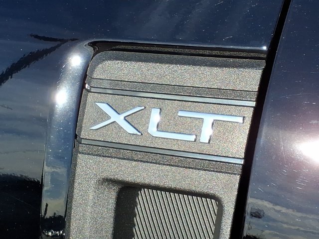 Used 2023 Shadow Black Ford XLT image 9
