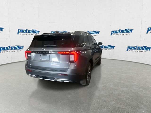 New 2026 Carbonized Gray Metallic Ford Active image 10